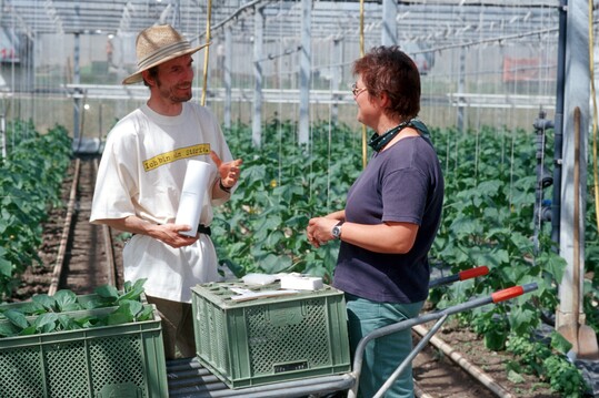 Ein Vertrauensvorschuss von Ihnen weckt beim Gegen�ber meist ebenfalls Vertrauen.  