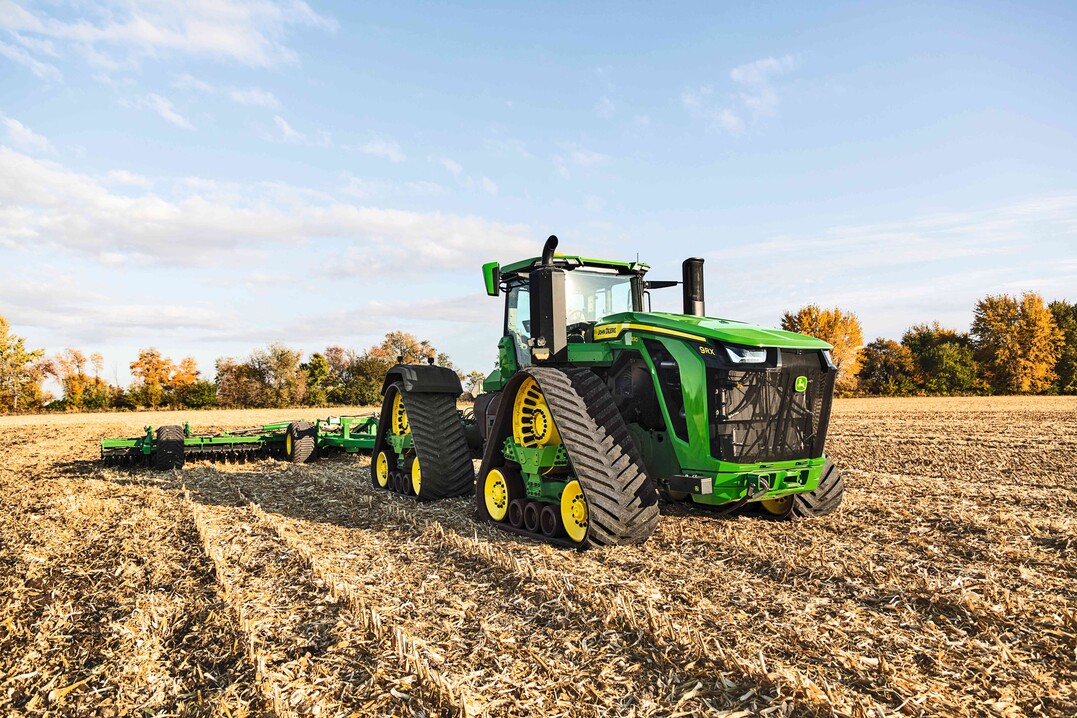 Den John Deere 9RX gibt es in 3 Modellen.
