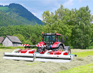 Bei der Futteraufnahme nicht mehr �bers Futter fahren.