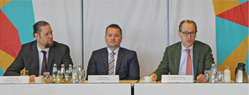 Kritisieren das geplante Gesetz zur Tierhaltungskennzeichnung (v.l.): Dr. Patrick Klein, Bereichsleiter ITW sowie die ITW-Gesch�ftsf�hrer Robert R�mer und Dr. Alexander Hinrichs.