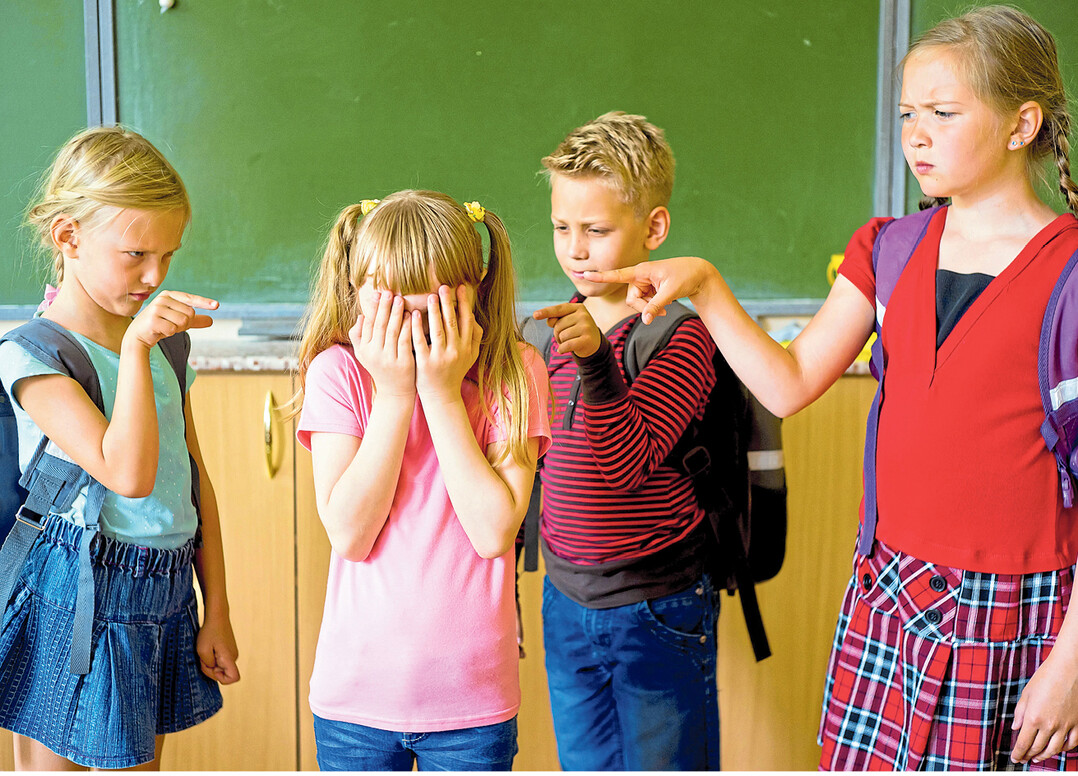 Wenn Kinder wegen des Berufs ihrer Eltern geh�nselt und gemobbt werden, ist eine rote Linie �berschritten.