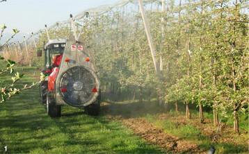 Bei der Ausbringung von Pflanzenschutzmitteln ist darauf zu achten, Abdrift zu vermeiden. Ein entsprechend ausgestattetes Spr�hger�t leistet dabei einen wichtigen Beitrag.