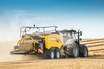 Die Ballen der BigBaler 1270 Plus Density sollen bis zu zehn Prozent h�here Pressdichten erreichen.