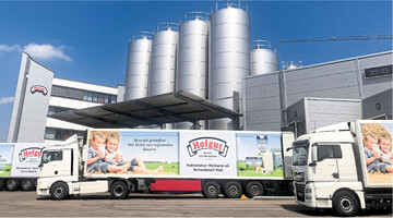 Die Hohenloher Molkerei sitzt seit 1956 in Schw�bisch Hall-Hessental. Der Standort wurde �ber die Jahre st�ndig weiter ausgebaut. Derzeit in Planung ist der Bau einer doppelgeschossigen Lagerhalle und eines Blockheizkraftwerks.