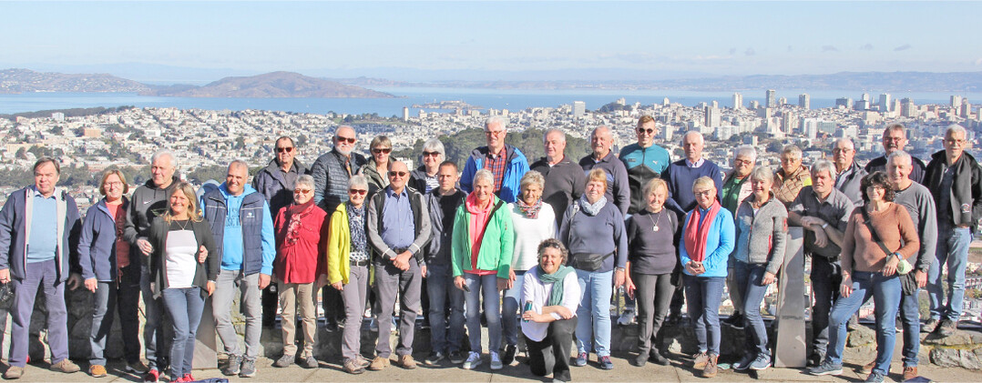 Die Reisegruppe des Bauernverbandes Heilbronn-Ludwigsburg an einem Aussichtspunkt �ber der Stadt San Francisco. Foto: Dobbert