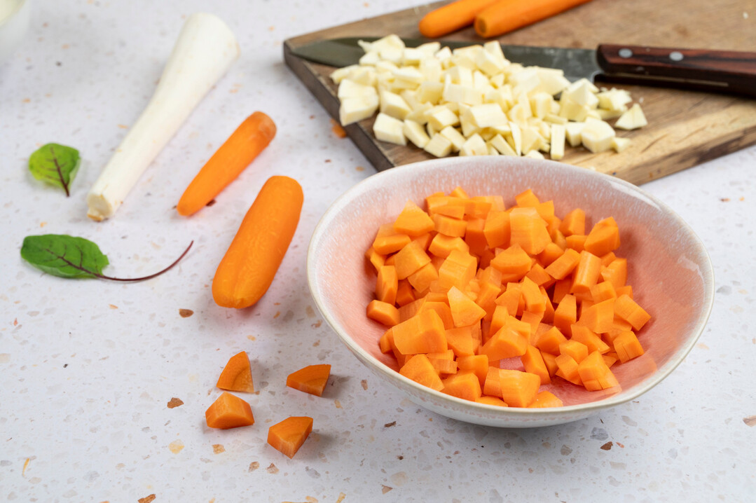 Wurzelgemüse hat jetzt im Winter Saison.