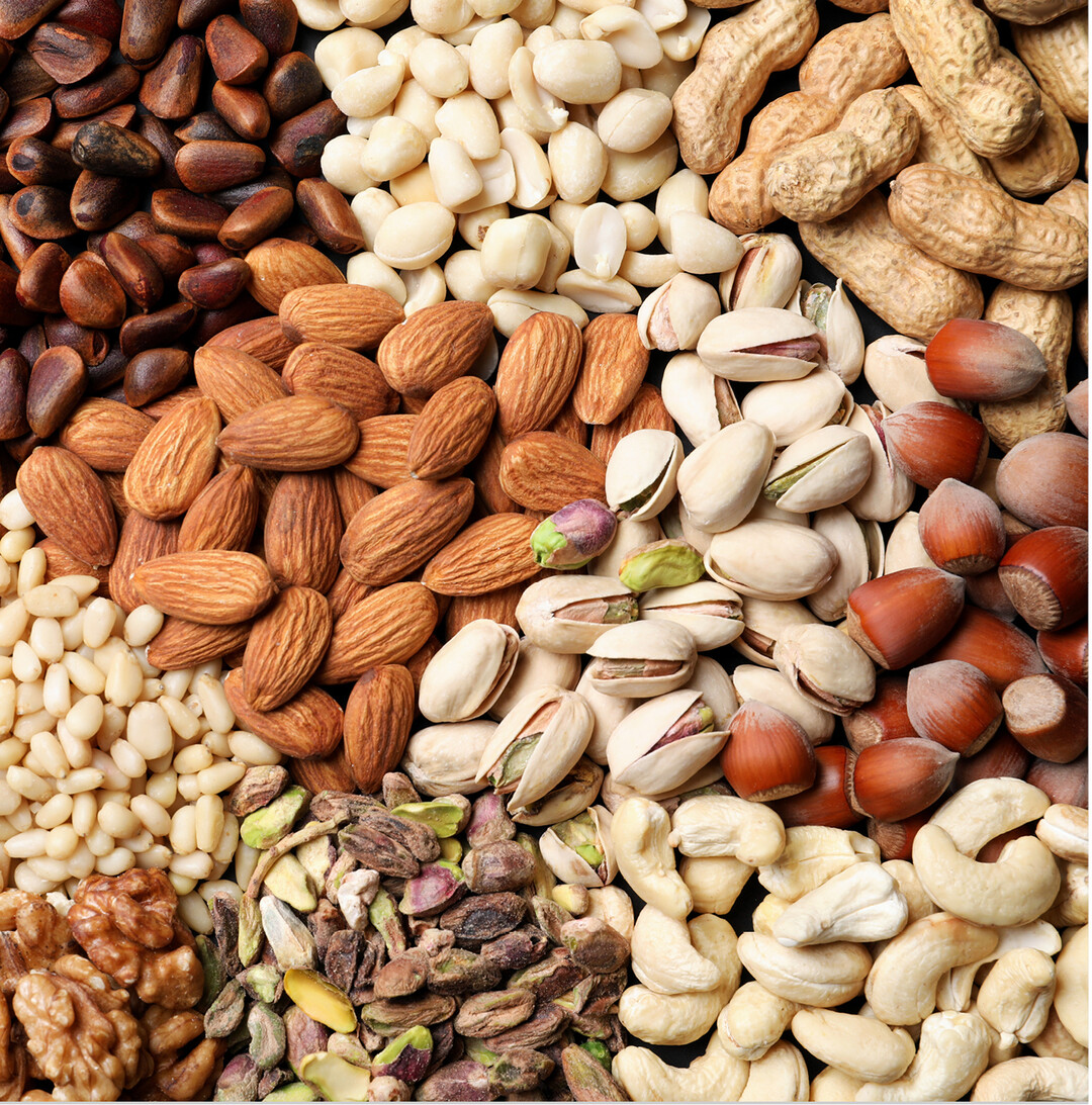 N�sse naschen ist gesund. Sie sind reich an wertvollen Fetten. In einer Mini-Box mitgef�hrt, sind die Kerne jederzeit zur Hand, wenn sich der kleine Hunger meldet.