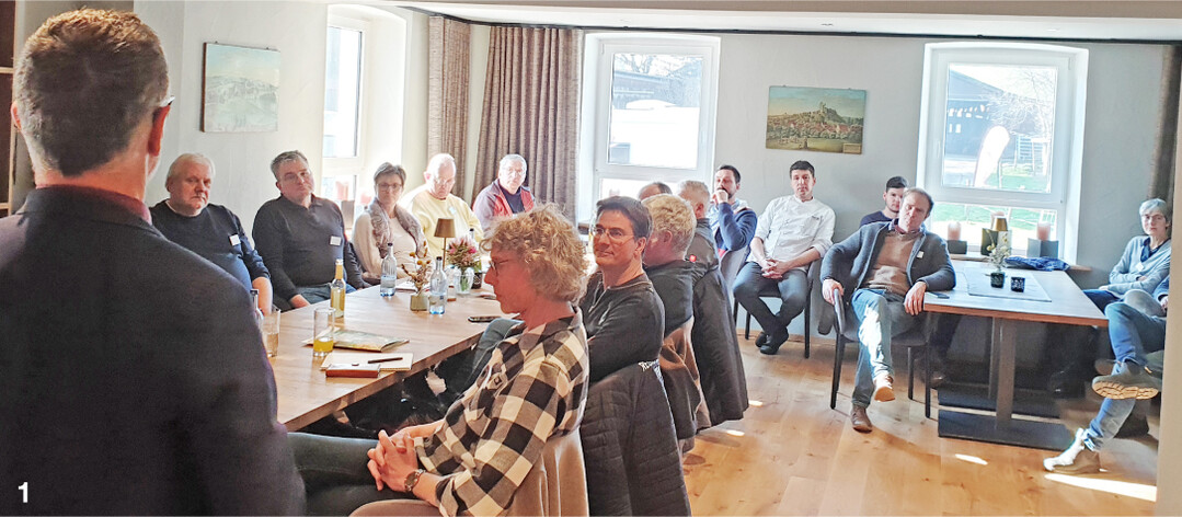 Teilnehmende bei der Veranstaltung Mehr Bio-Rindfleisch in Gastronomie und Gro�k�che".