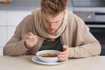 Eine H�hnersuppe kann bei Erk�ltungskrankheiten helfen.