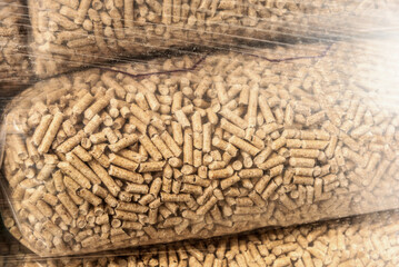 Masseng�ter wie Holzpellets werden h�ufig �bers Internet verkauft. Dabei rechnen sich Betr�ger gute Gesch�fte aus. 