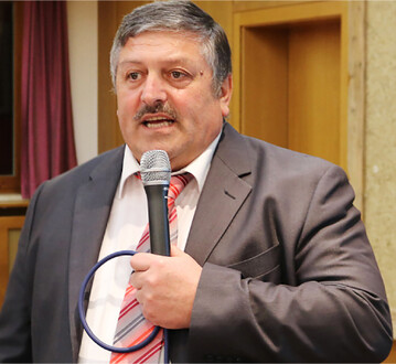 Gesch�ftsf�hrer Berthold Kirchmaier pr�sentierte stabile Vermarktungszahlen.