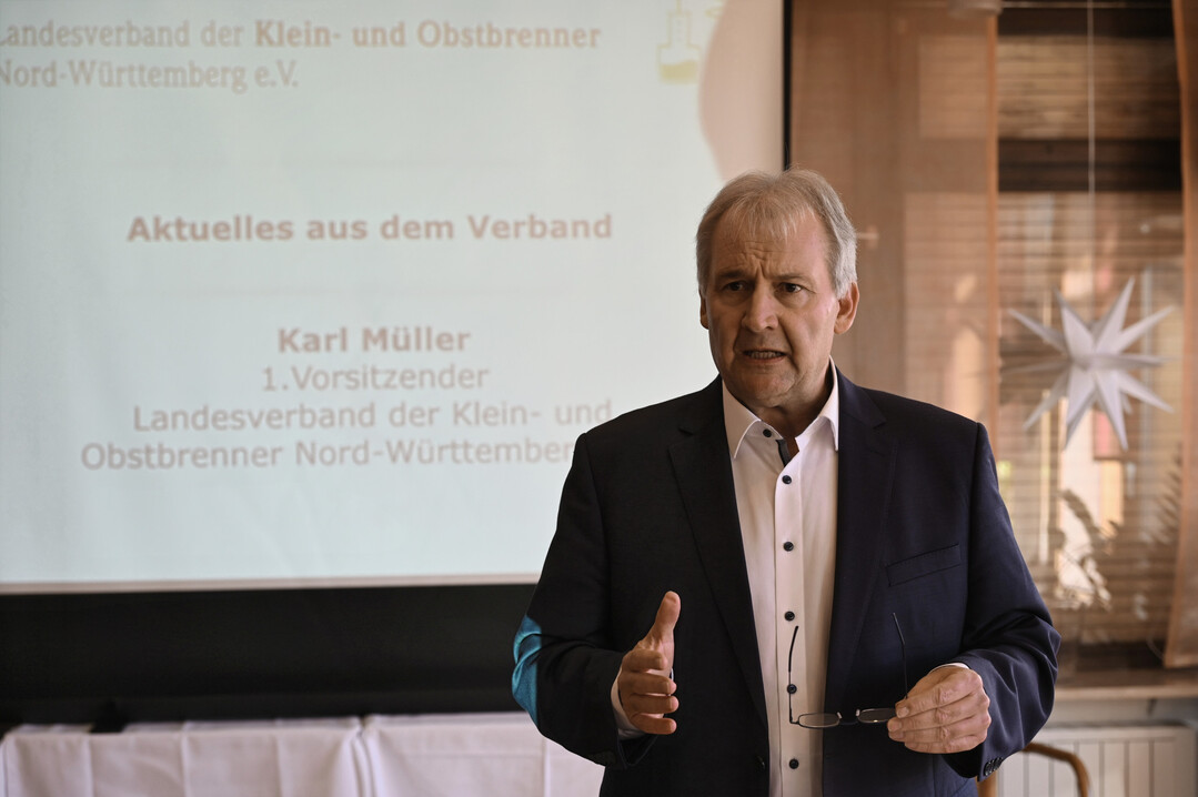 Karl M�ller, Vorsitzender des Verbandes der Klein- und Obstbrenner Nordw�rttemberg e. V. bei seiner Ansprache anl�sslich der Mitgliederversammlung am 29. Januar 2025.
