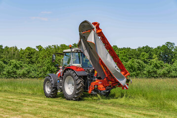 Die neuen Scheibenm�hwerke werden vertikal geklappt.