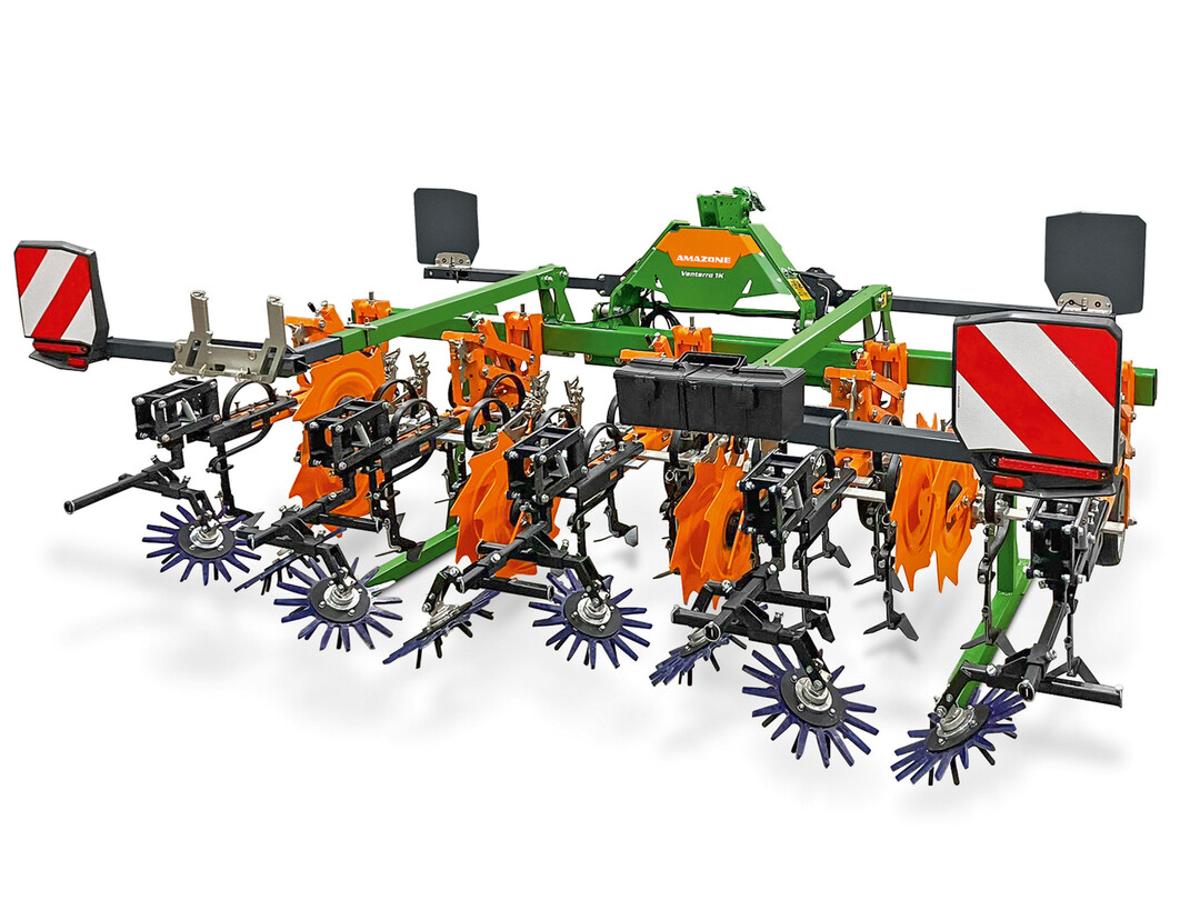 Die Hackmaschine Venterra gibt es auch mit Kameralenkung.