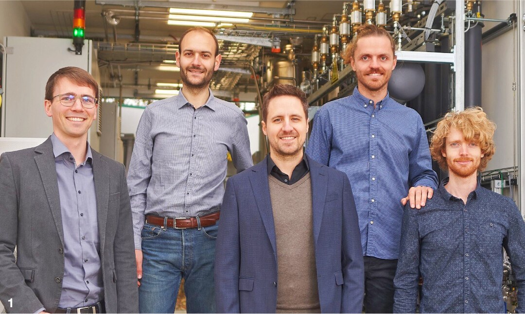 Die Entwickler der Reverion-Anlage und Gr�nder der Reverion GmbH, von links: Felix Fischer, Jeremias Weinrich, Dr. Stephan Herrmann, Luis Poblotzki und Maximilian Hauck.