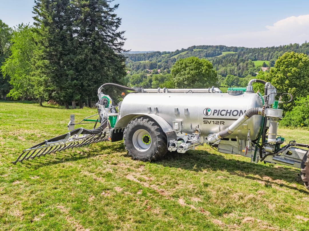 Pichon verkauft seine Güllefässer jetzt auch in Deutschland.
