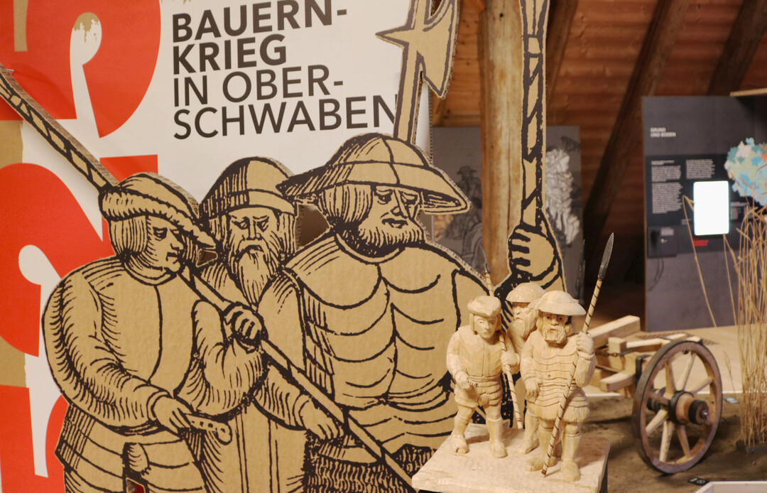 Die sehenswerte Ausstellung zum Bauernkrieg vor 500 Jahren in Oberschwaben läuft vom 22. März 2025 bis zum 11. November 2026 und ist eine Zeitreise ins Jahr 1525 und zurück. Sie begleitet die Besucher des Museums in Wolfegg als Jahresthema durch die Saison 2025.