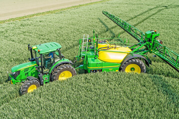 John Deere erweitert seine Technologieangebote um Fernerkundungs-L�sungen.