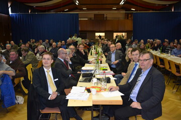 Rechts vorne: Herbert Kempf, Andreas Sigmund (Vorsitzender und Gesch�ftsf�hrer des KBV Neckar-Odenwald)
