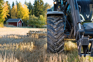 Testnutzer haben insbesondere die Bodenfreundlichkeit, die Stabilit�t und die Fahrleistung der Reifen hervorgehoben, berichtet Nokian Tyres.