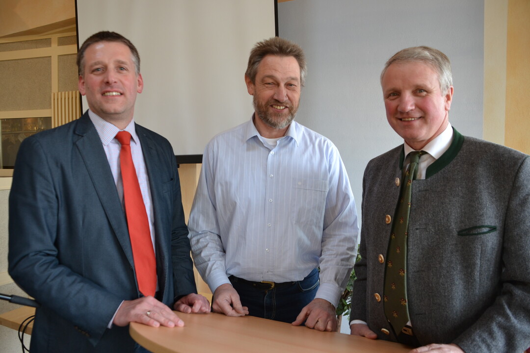 Rolf Berger, Gesch�ftsf�hrer KBV Rhein-Neckar, Referent Dr. Andreas Maier, Regierungspr�sidium Karlsruhe, Wolfgang Guckert, KBV-Vorsitzender (v.l.)