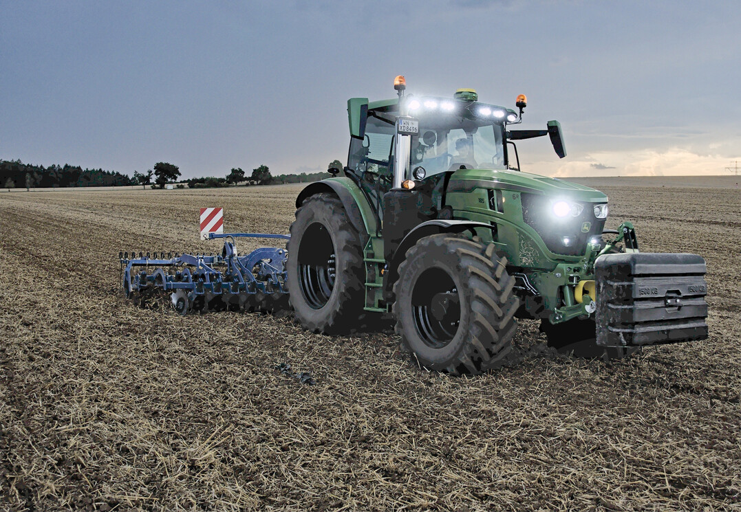Eine sorgf�ltige Bodenbearbeitung ist die Grundlage f�r erfolgreichen Winterrapsanbau.