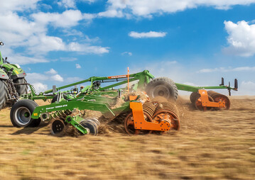 Die �ber Hydraulikspeicher vorgespannten Segmente werden aktiv mit Druck beaufschlagt.