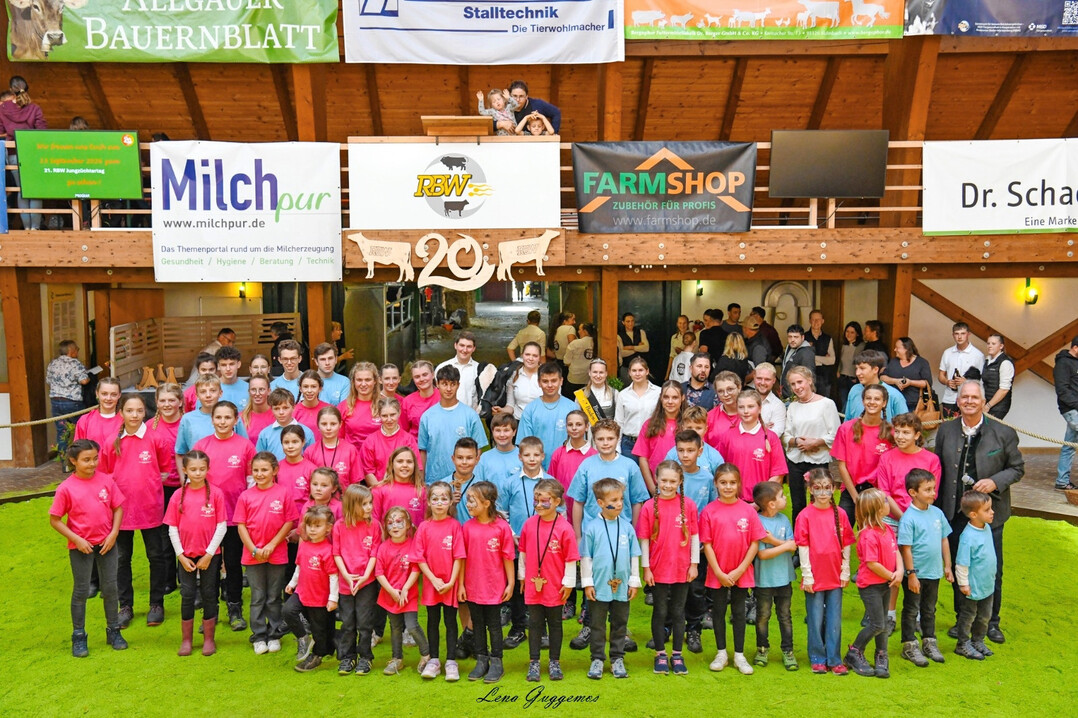 Die Teilnehmer und Teilnehmerinnen des RBW-Jungzüchtertages hatten viel Spaß.