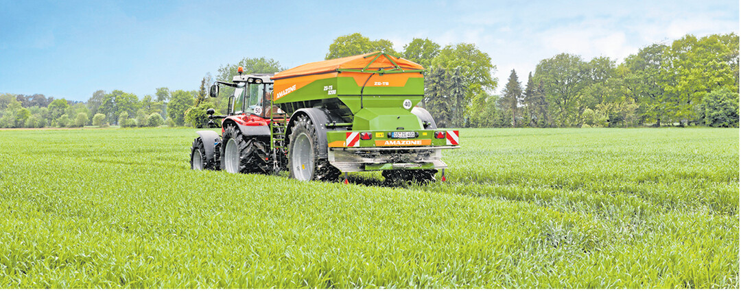 Bevor der D�ngerstreuer losgeschickt wird, m�ssen nach neuer D�ngeverordnung nun die N�hrstoffmengen an N und P ermittelt und einschlie�lich der N�hrstoffgehalte der auszubringenden D�ngemittel aufgezeichnet werden.