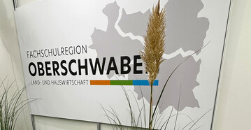 Eindrücke von der Oberschwabenschau 2025: Das neue Logo der Fachschulregion Oberschwaben.