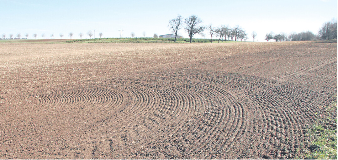 Fl�chenverbrauch stoppen, Bodenbeschaffenheit verbessern: Bodenfruchtbarkeit kann betriebswirtschaftlich bewertet werden.