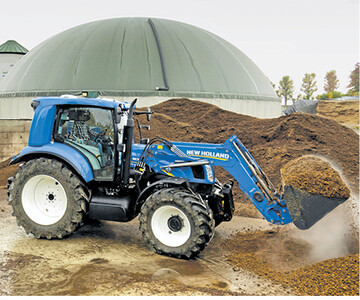 Der T6.180 ist ein Highlight f�r CNG-Anlagenbetreiber. Ein Traktor, der den in der Biogasanlage erzeugten Kraftstoff tankt, um Rohstoffe f�r die Gasproduktion zu erzeugen.