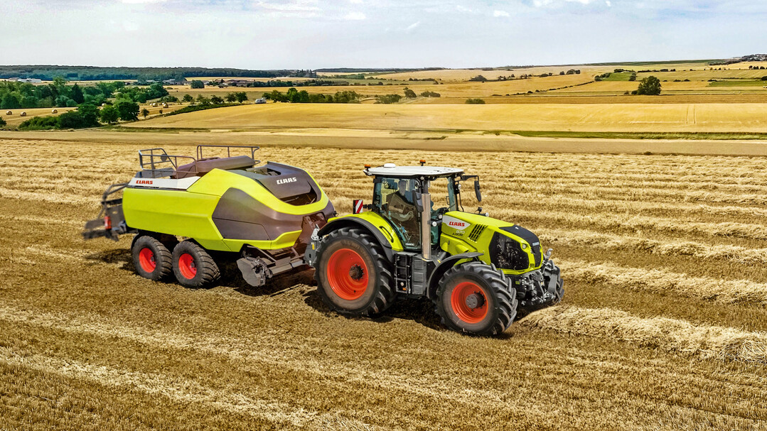 Mit der Quaderballenpresse Cubix sollen Durchs�tze bis zu 70 Tonnen pro Stunde m�glich sein.