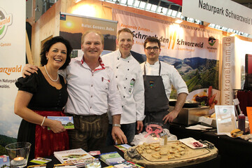 Die Naturpark-Wirte boten auf der Slow Food Messe in Stuttgart regionale K�stlichkeiten aus dem Schwarzwald an.