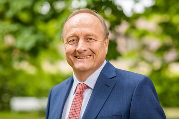 Pr�sident Joachim Rukwied vom Deutschen Bauernverband (DBV) und Landesbauernverband (LBV) setzte sich erfolgreich f�r Soforthilfen aus dem Corona-Hilfsprogramm auch f�r klassische landwirtschaftliche Betriebe ein.