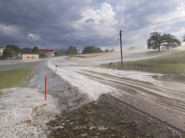 Extreme Hagelereignisse im Landkreis Passau. 