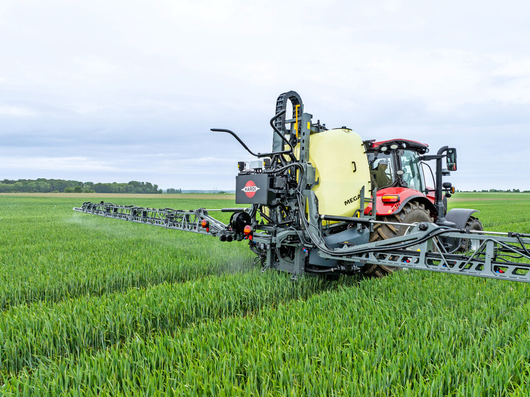 Die Gest�nge gibt es in Breiten von 15 bis 28 Meter.