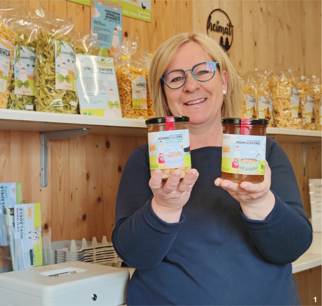 Manuela Vollmer l�sst ihre Hennen zu Suppe verarbeiten.