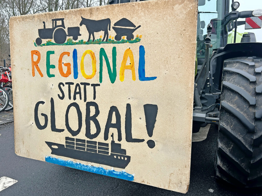 In Berlin protestieren Landwirtinnen und Landwirte gegen das Mercosur-Abkommen.