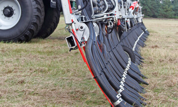 G�llefass und Schleppschuhverteiler.