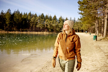 Carhartt entwickelt Arbeits- und Freizeitkleidung f�r Frauen.