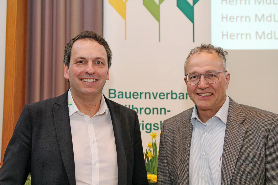 Bauernverbandsvorsitzender Stefan Kerner (l.) mit Motivationstrainer Dr. Ralf Schaab von der Andreas-Hermes-Akademie.