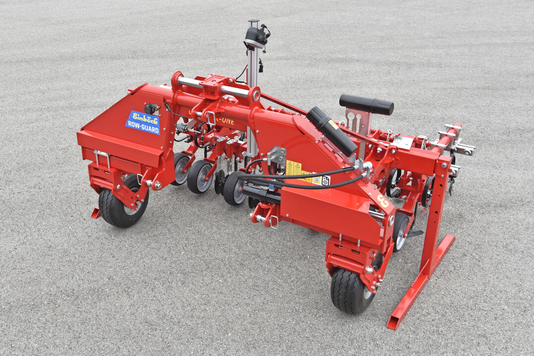 Der Verschiebeweg der neuen Gemüsebauhacke beträgt 380 Millimeter.