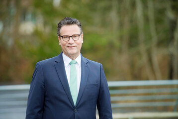 Landwirtschaftsminister Peter Hauk meldet sich im Fall �Schweizer Landnahme� zu Wort.