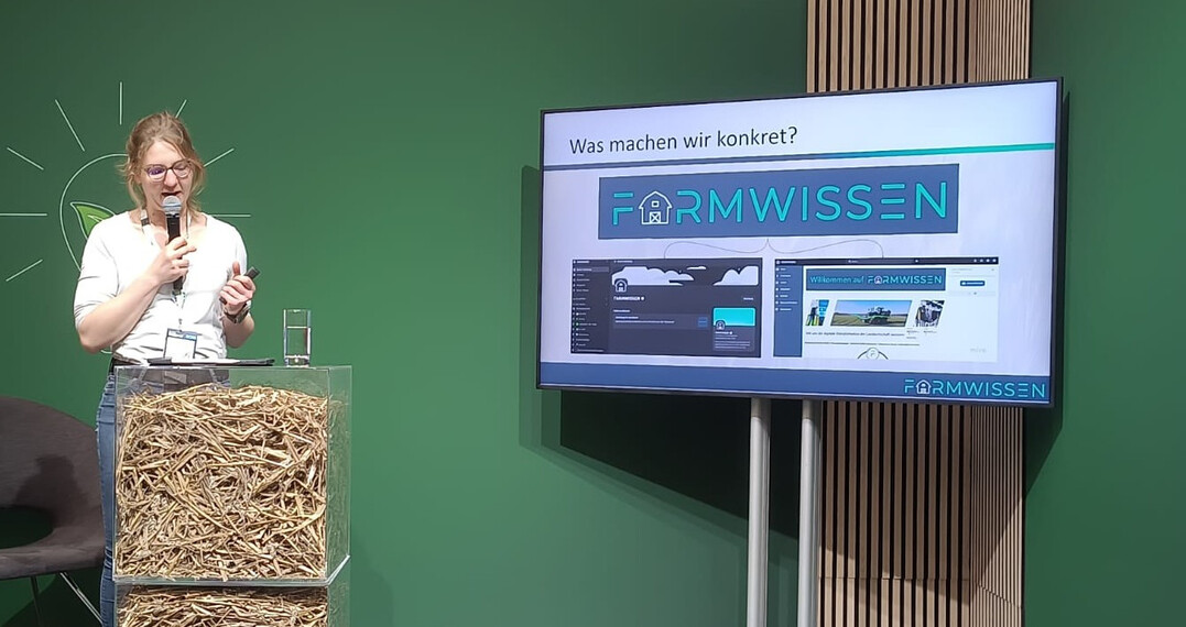 Das Projekt FARMWISSEN wurde auf der Agritechnica 2025 von der wissenschaftlichen Ansprechpartnerin Svea Lynn Schaffner vorgestellt.
