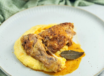 Paprika-H�hnchenschenkel aus dem Ofen.