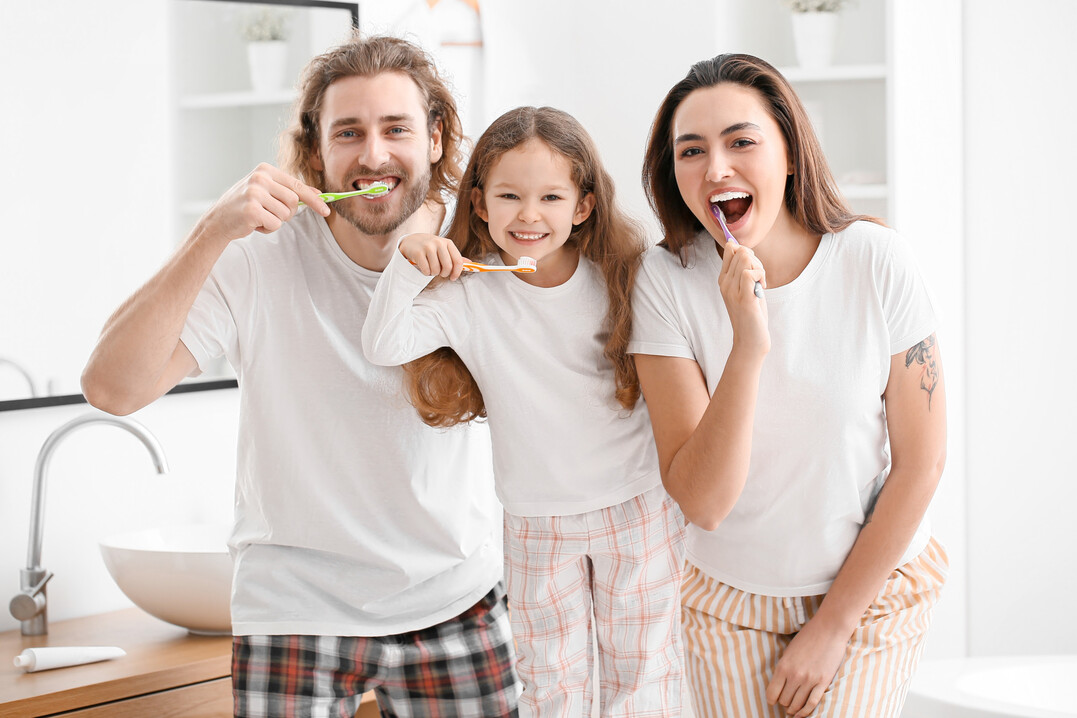 Mindestens zweimal t�glich Z�hneputzen.�