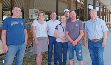 Die Veranstalter des Hofgespräches in Calw-Stammheim (v. l.): Martin Blaich, Vizepräsidentin Rosi Geyer-Fäßler, Horst Wenk, LBV, Yvonne Gymnes, Daniel Dengler, KBV Nordschwarzwald-Gäu-Enz, Benjamin Blaich und Gerhard Fassnacht.