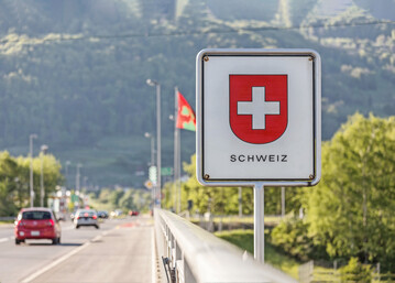 Landwirtschaftsminister Peter Hauk sowie die Landtagsfraktion der Grünen wollen den BLHV in der Thematik Schweizer Landnahme unterstützen.