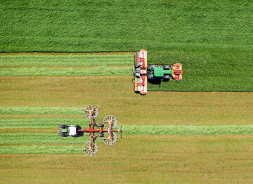 Die Steuerung der Schwadablage beim M�hen erfolgt jetzt automatisch.